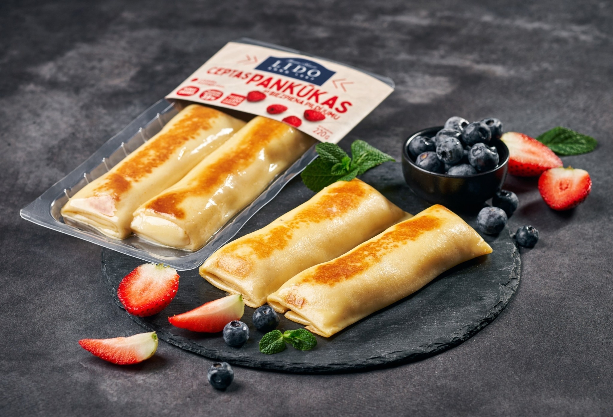 Fried pancakes with curd