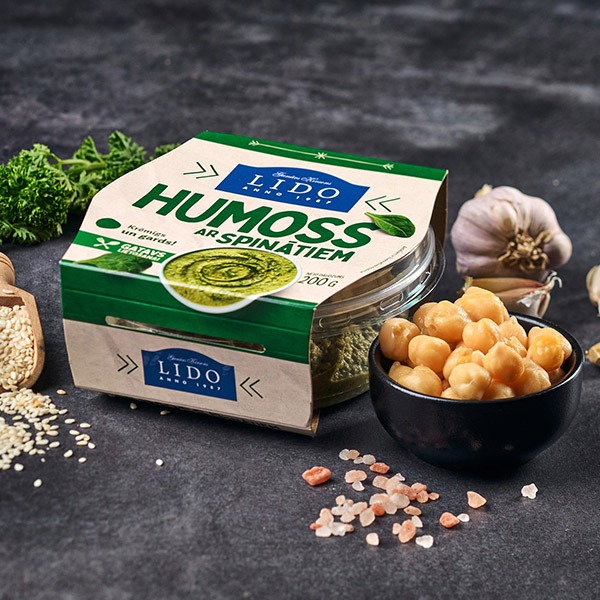 Humoss ar spinātiem