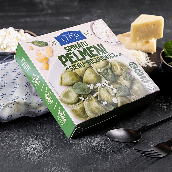 Dumpings with spinach with cottage cheese and cheese